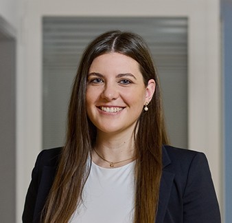 Porträt Ramona Dillier, Rechtsanwältin und Notarin